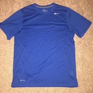 Size medium Nike dri-fit shirt! Has to go!